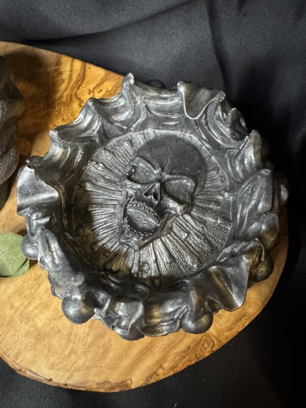 Cendrier Skull noir et argent – Image 3